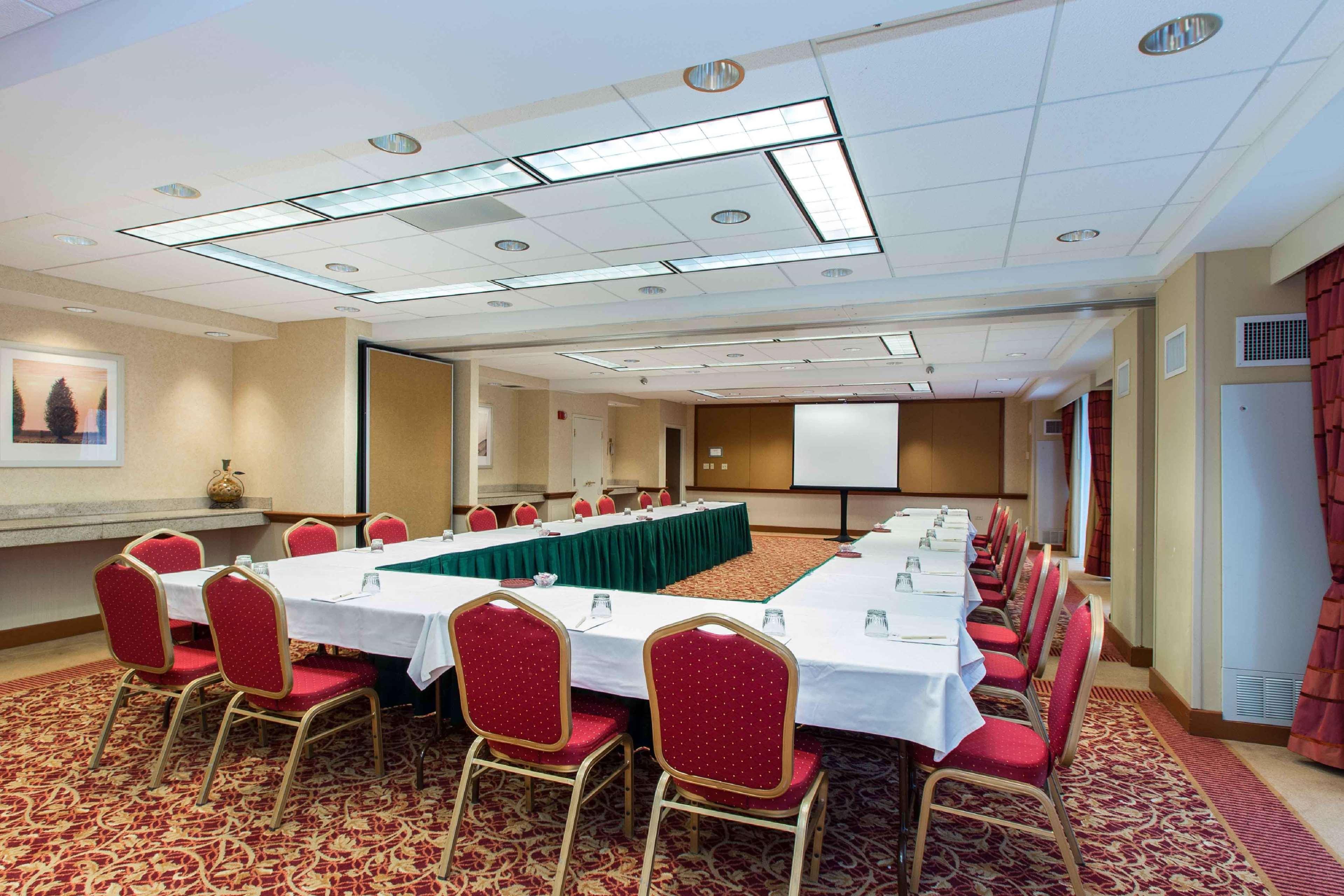 Doubletree By Hilton Cleveland East Beachwood Dış mekan fotoğraf
