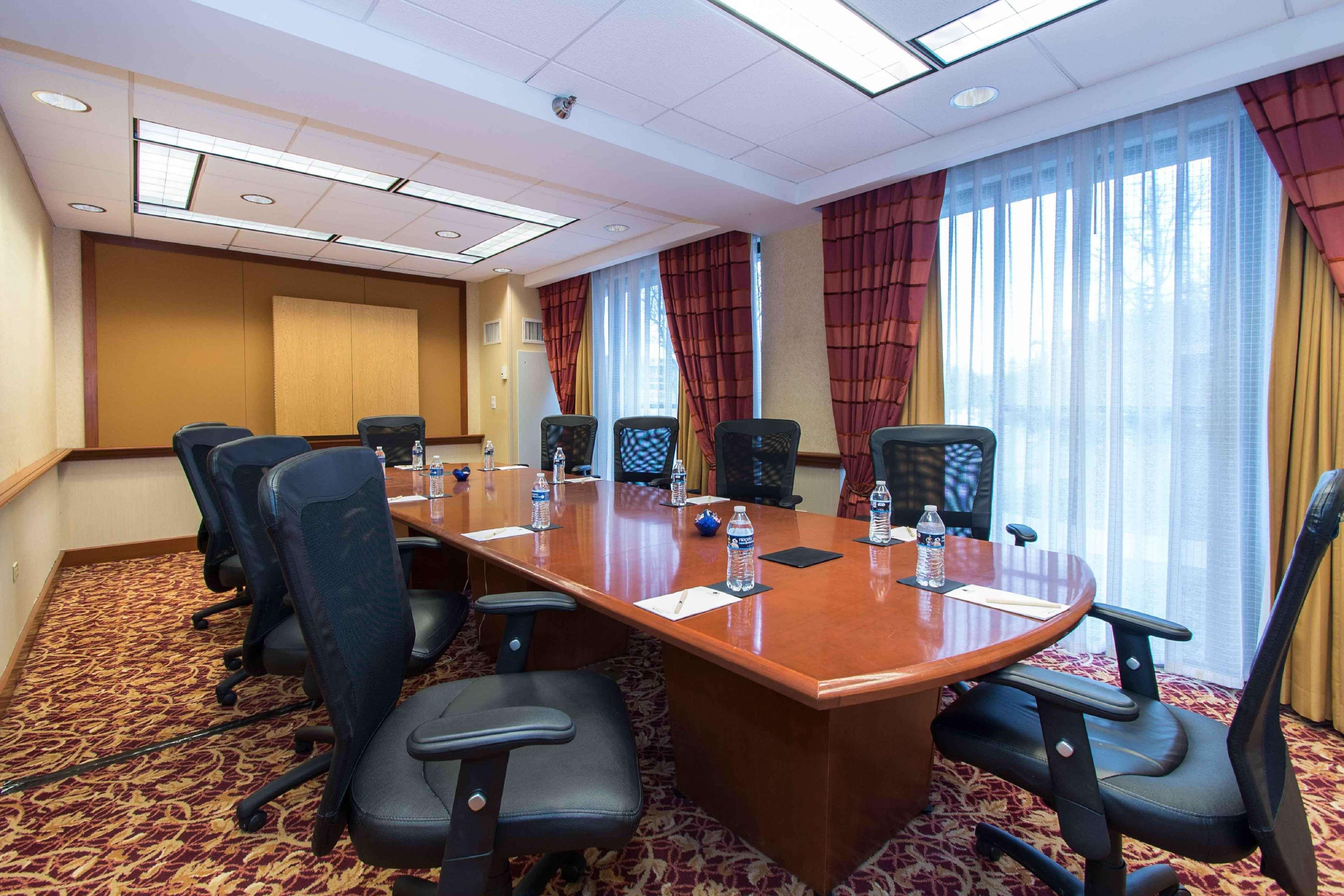 Doubletree By Hilton Cleveland East Beachwood Dış mekan fotoğraf