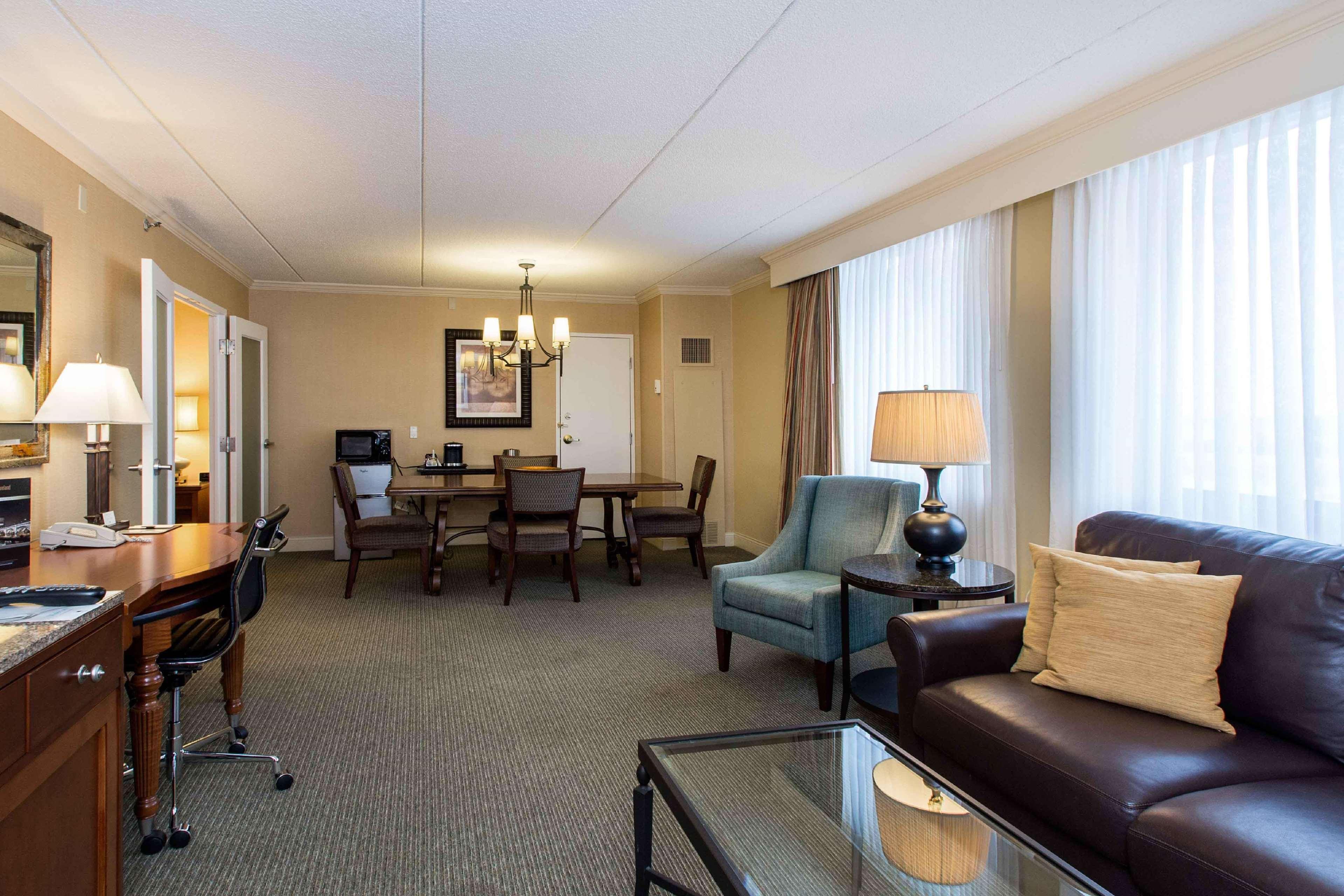 Doubletree By Hilton Cleveland East Beachwood Dış mekan fotoğraf